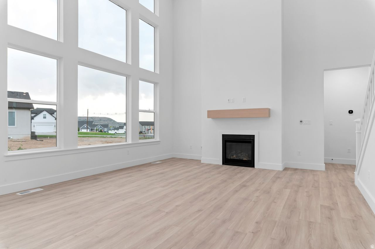 CARSON RIDGE - Residential
