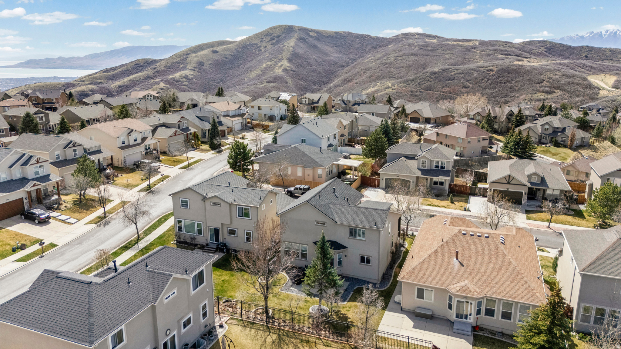 OAK VISTA AT SUNCREST - Residential