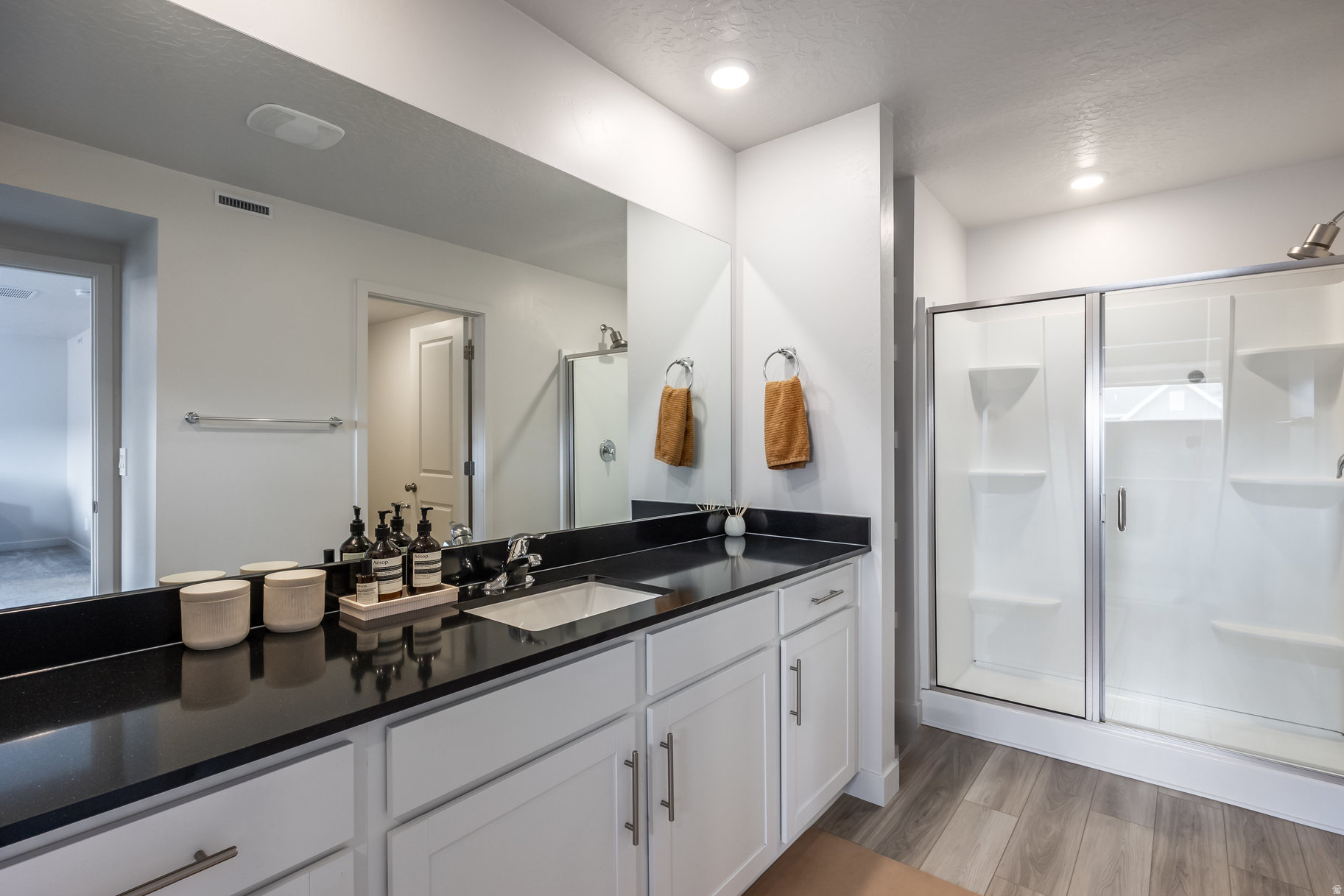 RIDGEVIEW - Residential