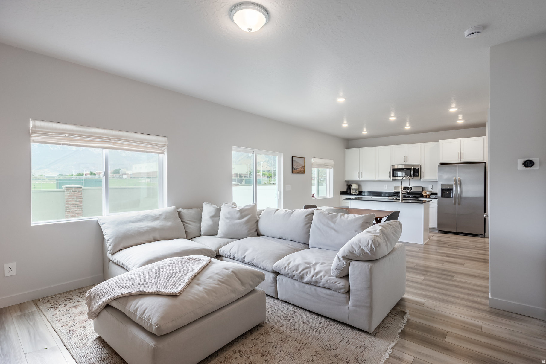 RIDGEVIEW - Residential