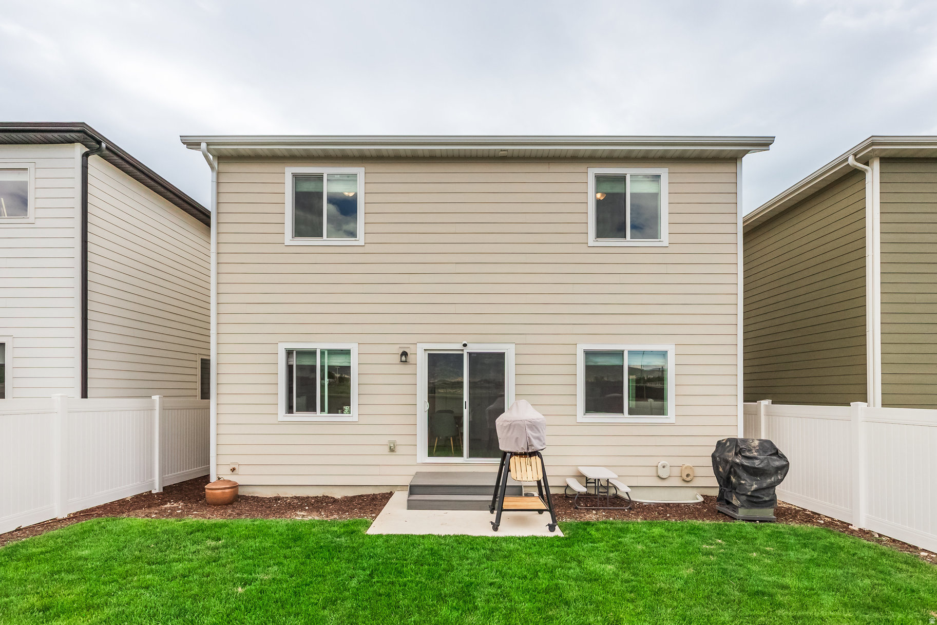RIDGEVIEW - Residential