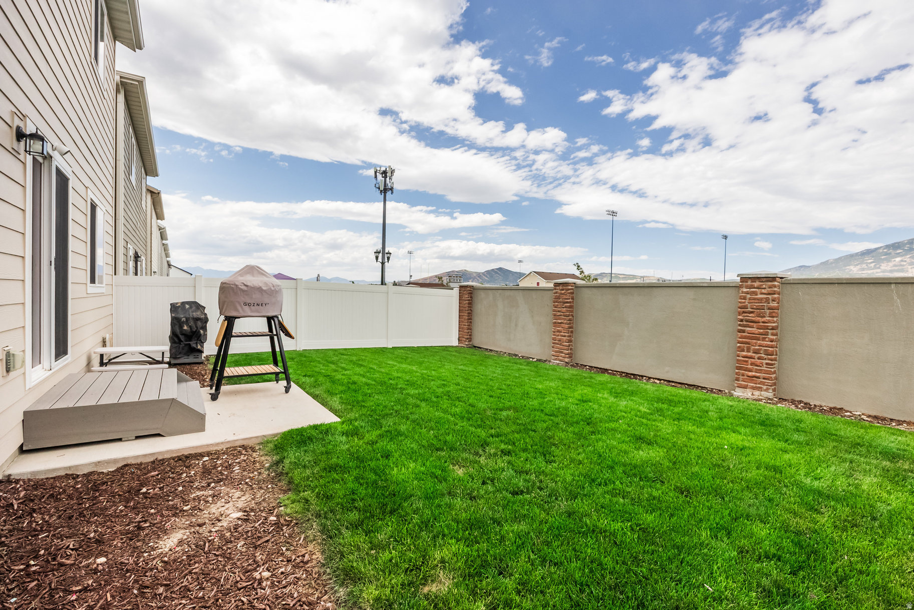 RIDGEVIEW - Residential
