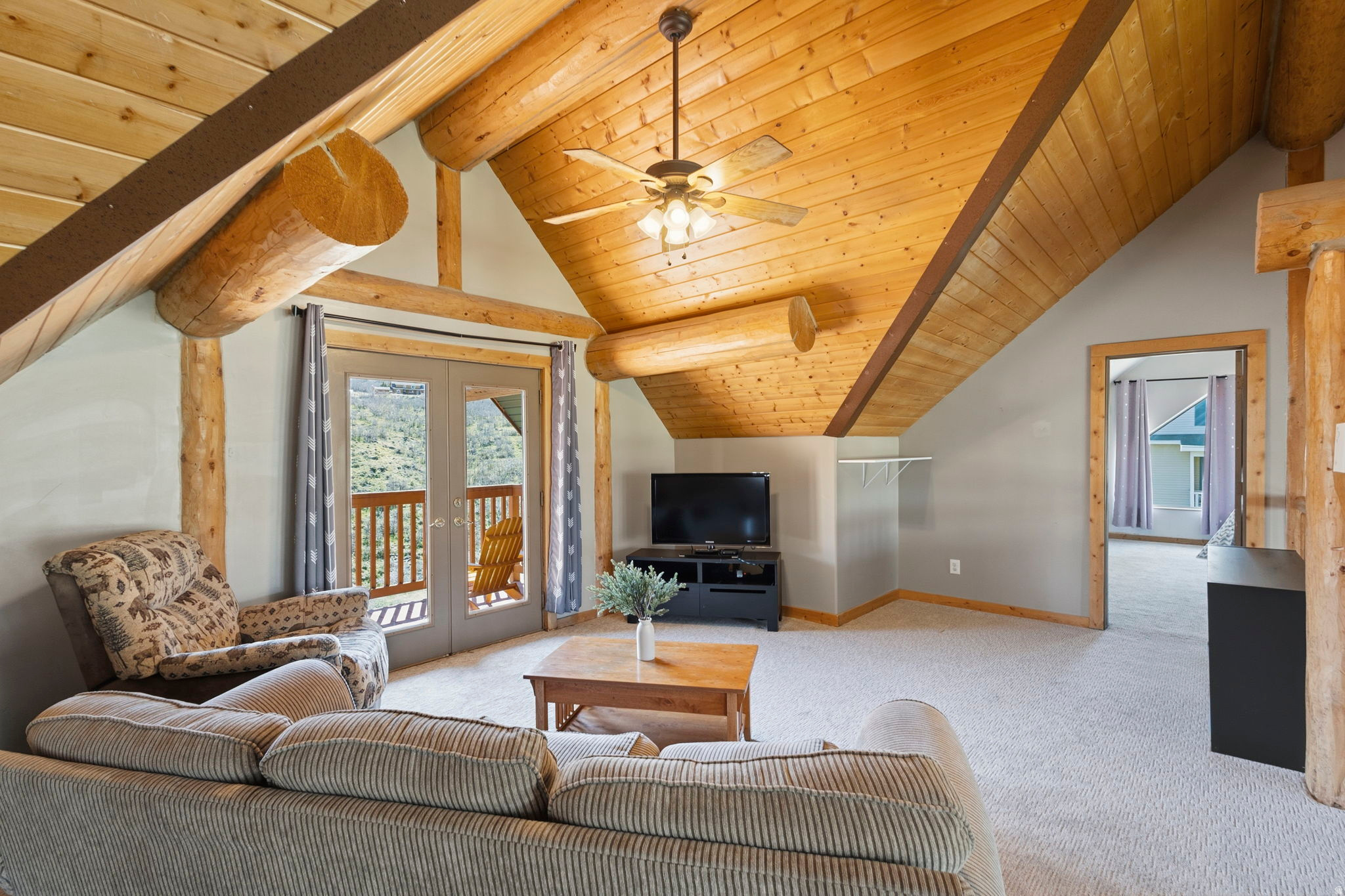 HI-COUNTRY ESTATES II - Residential
