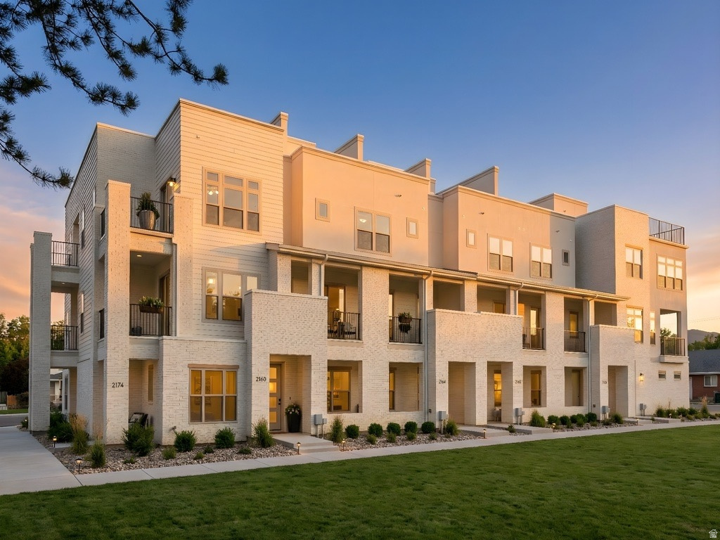BASE 45 TOWNHOMES - Residential