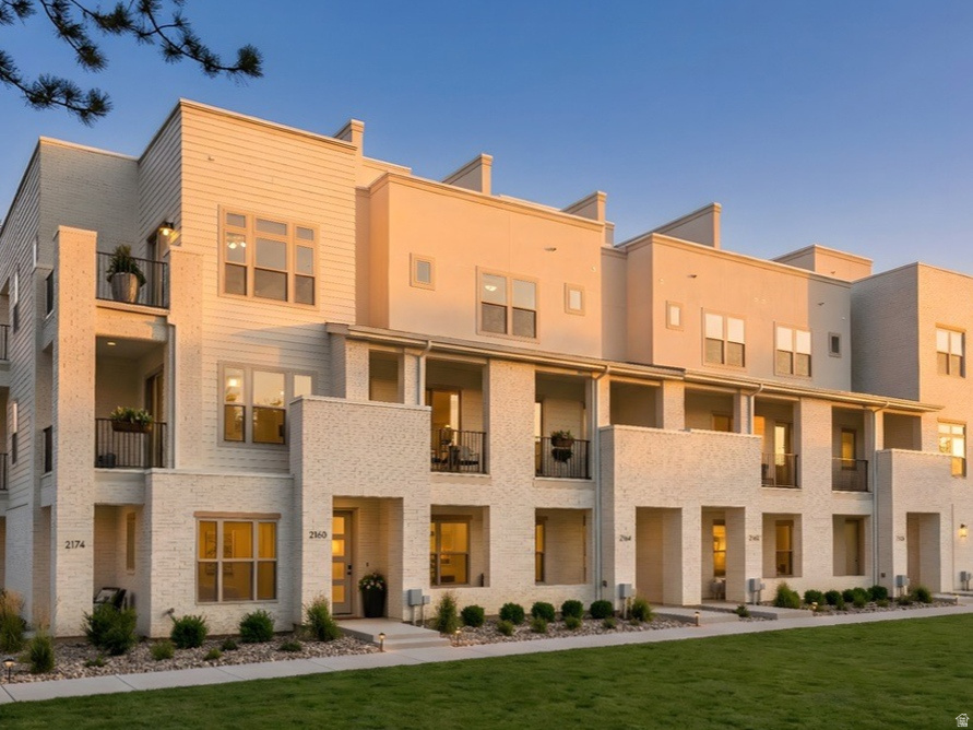 BASE 45 TOWNHOMES - Residential