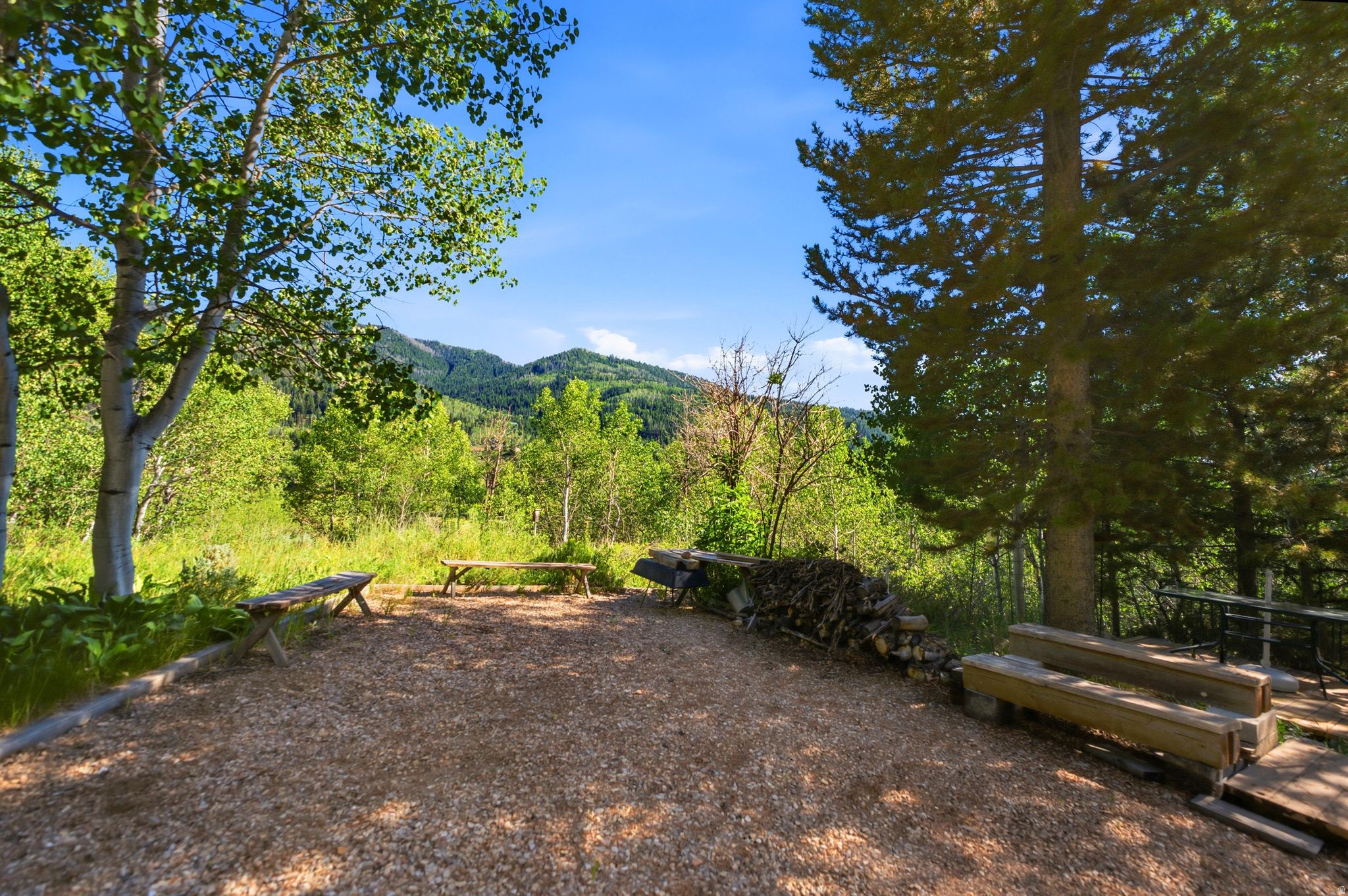 BEAVER SPRINGS RANCH - Land