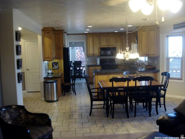 PINNACLE POINTE - Residential
