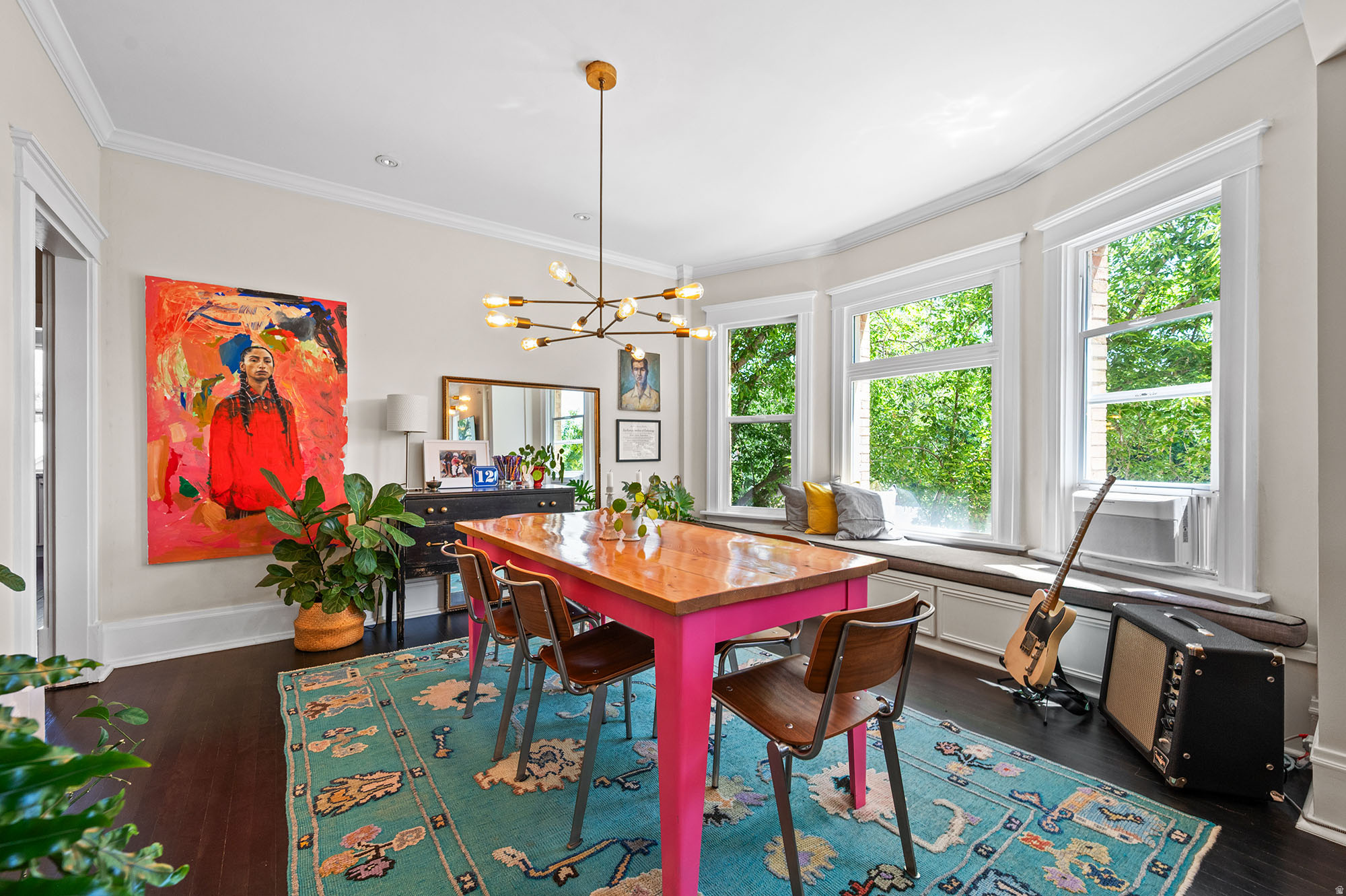 DORIUS CONDO - Residential