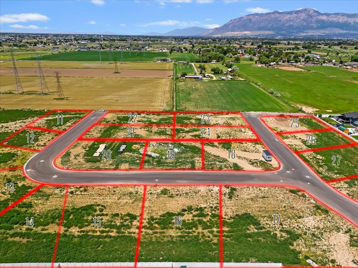 HYLAND RANCH - Land