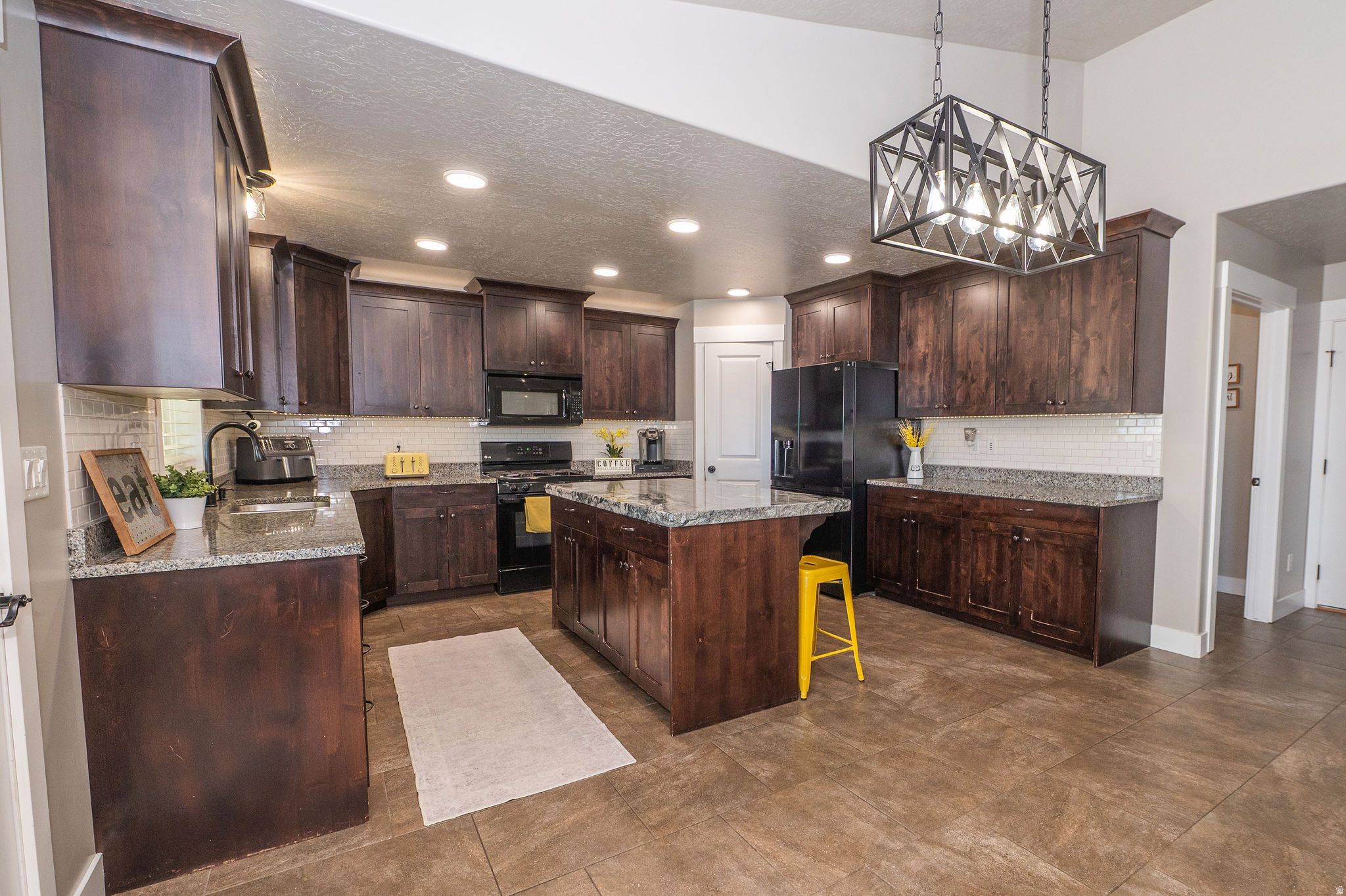HIDDEN COVE PH. 4 - Residential