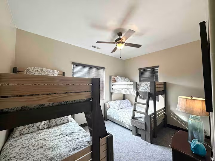 CORAL RIDGE TOWNHOMES PH 2 - Residential