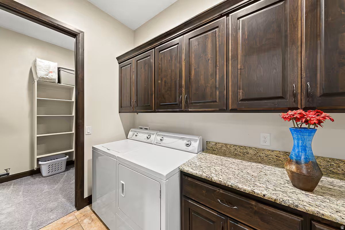 CORAL RIDGE TOWNHOMES PH 2 - Residential