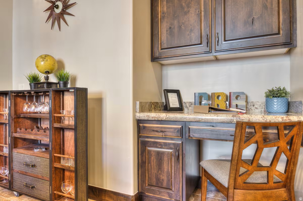 CORAL RIDGE TOWNHOMES PH 2 - Residential