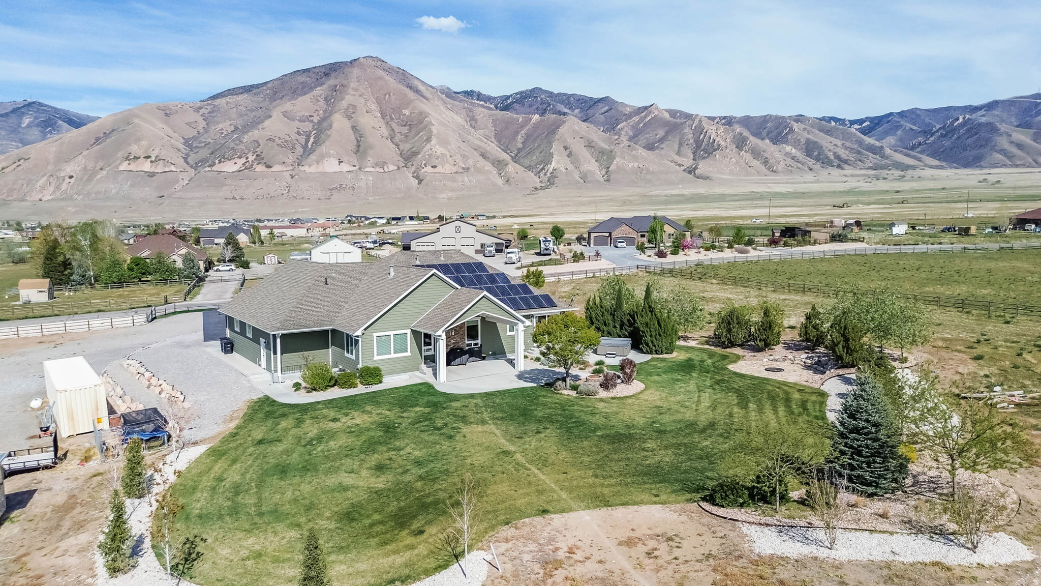 BROOKFIELD ESTATES - Residential