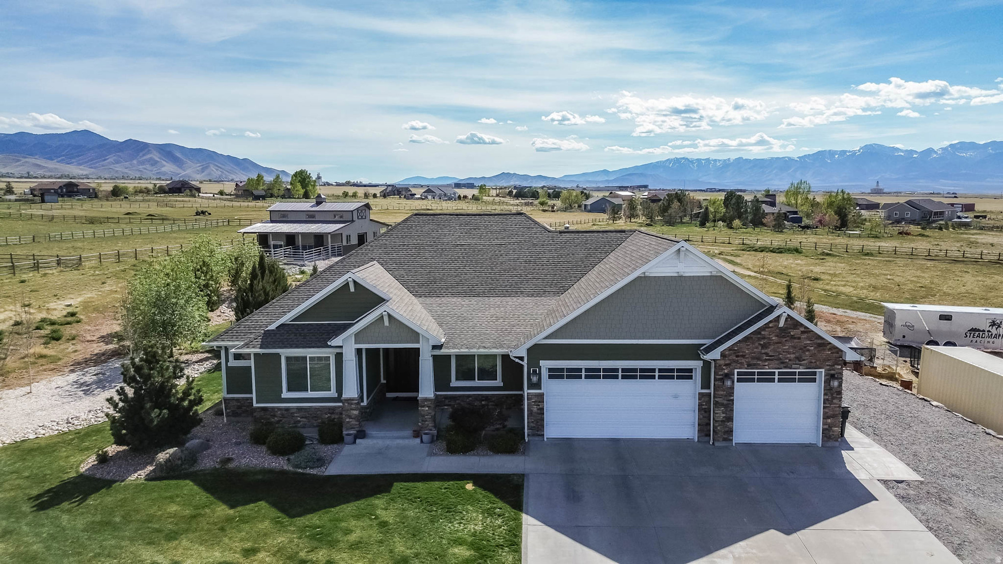 BROOKFIELD ESTATES - Residential