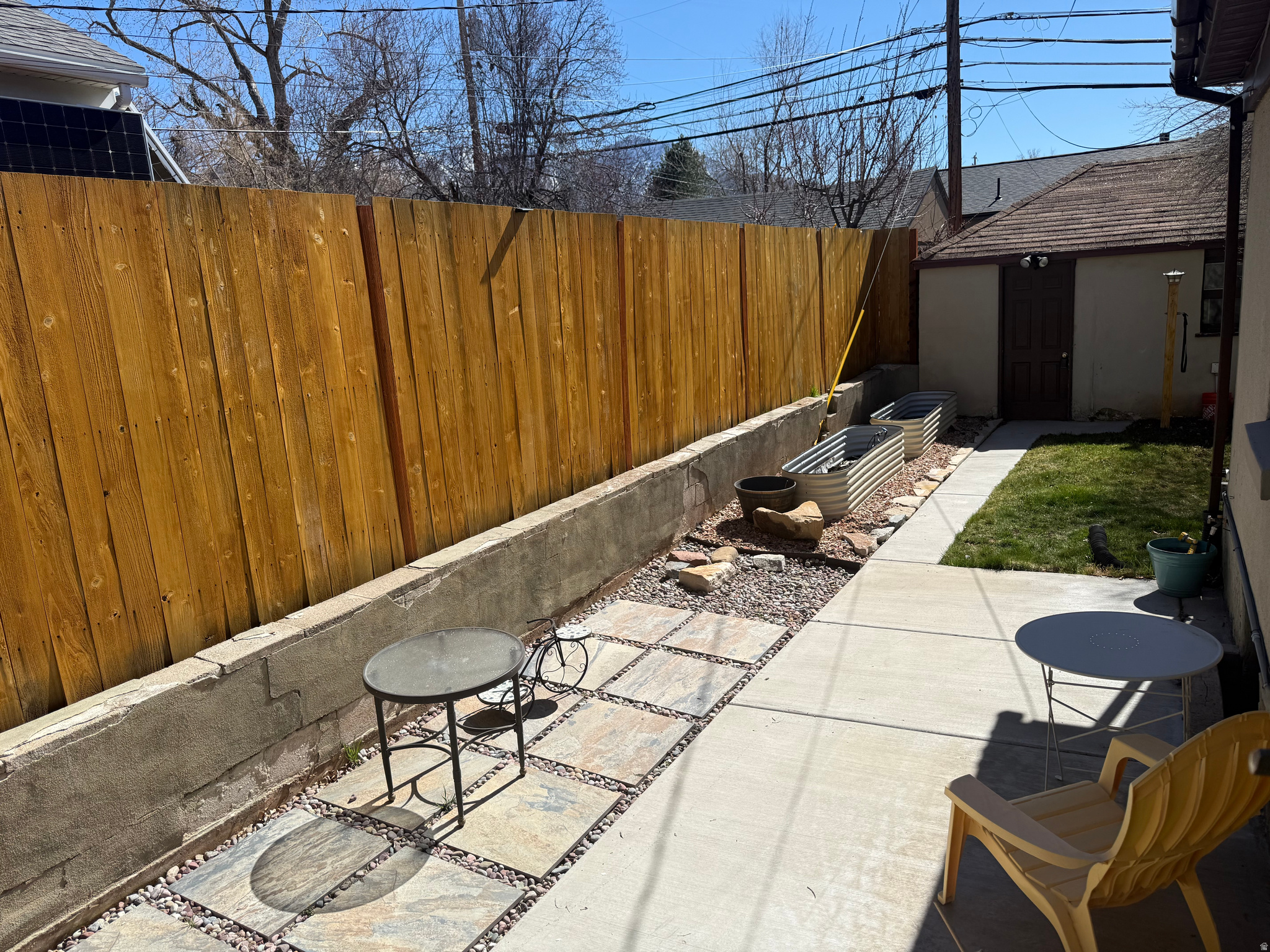 COUNTRY CLUB HEIGHTS - Residential