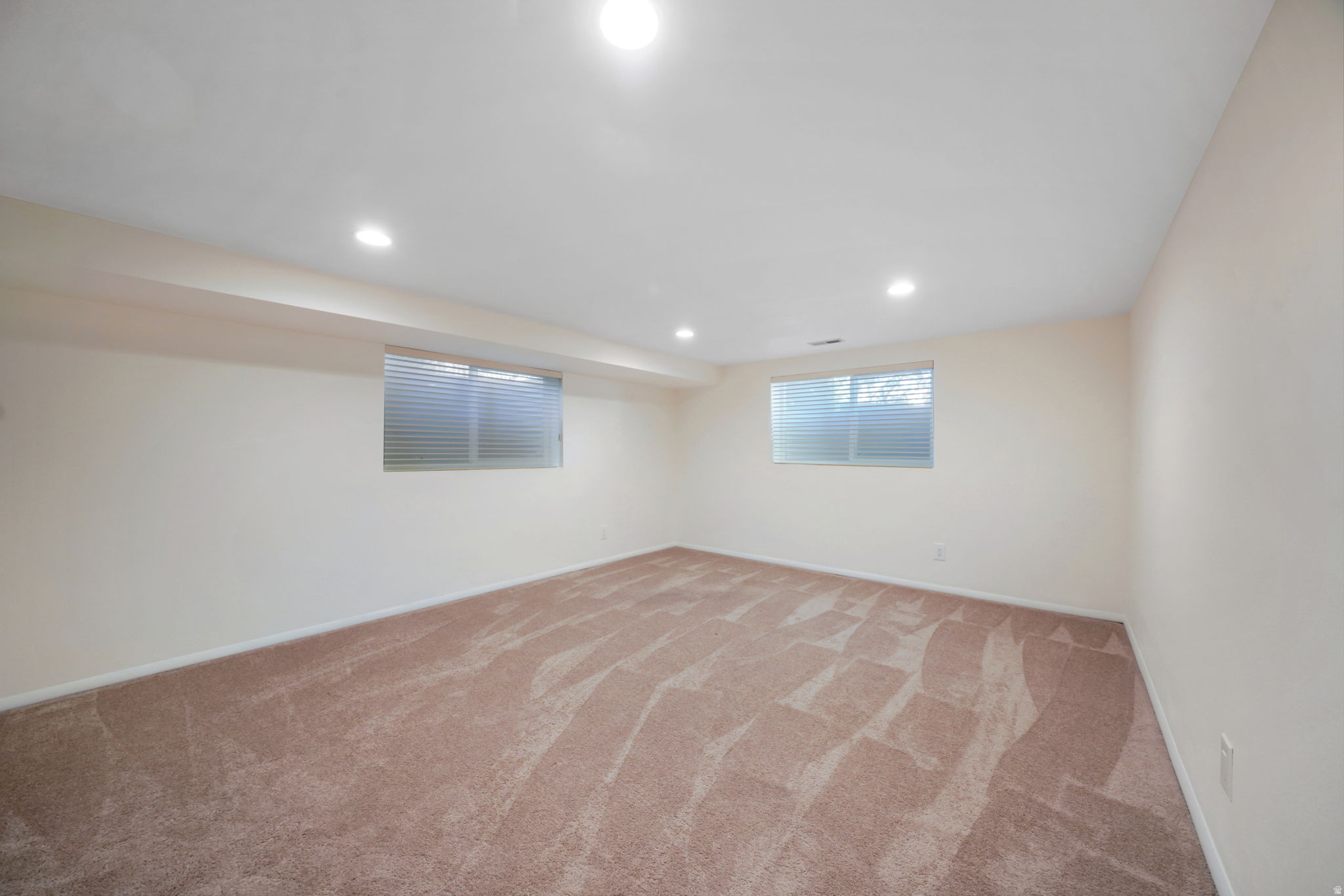 HEATHER CIRCLE - Residential