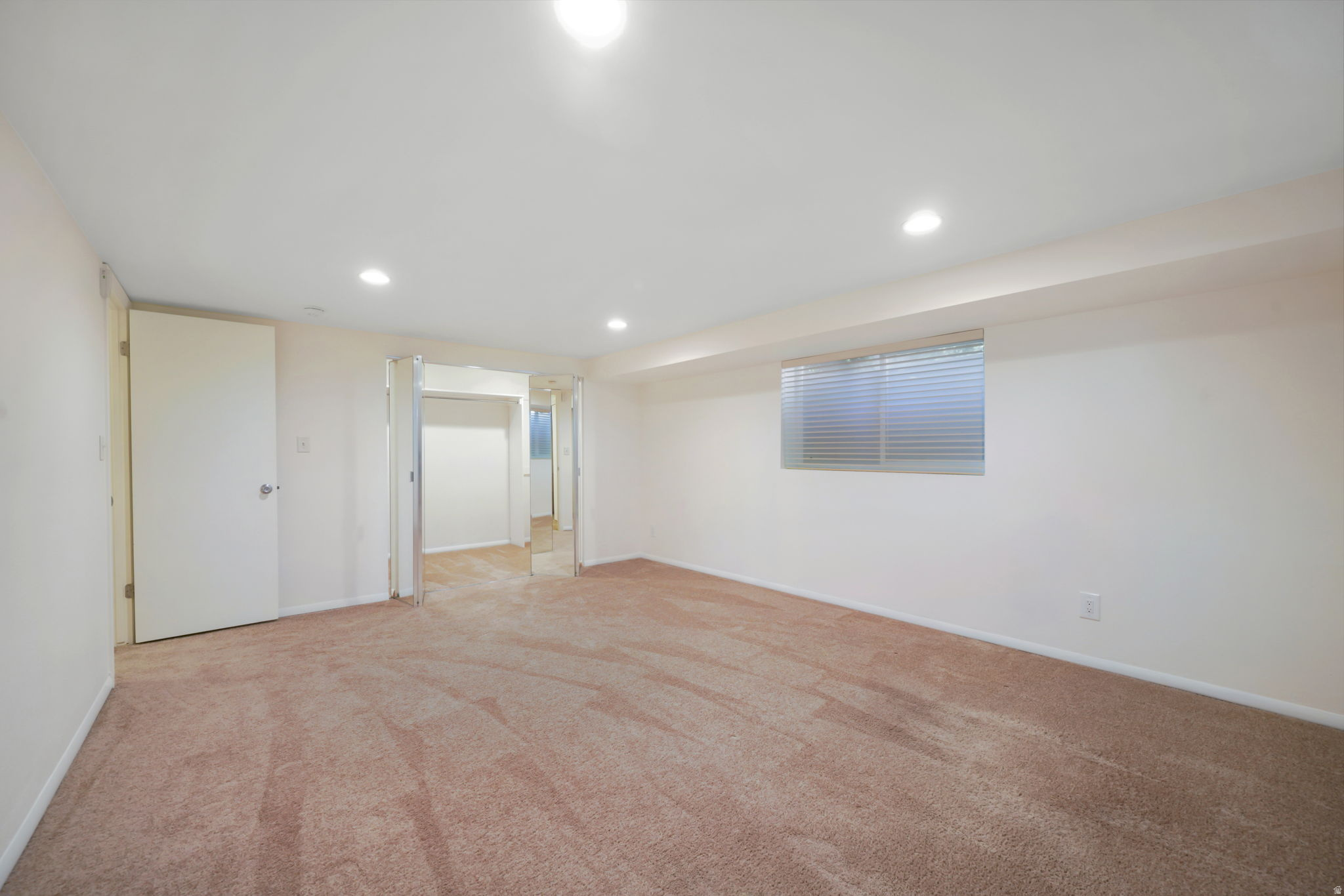 HEATHER CIRCLE - Residential