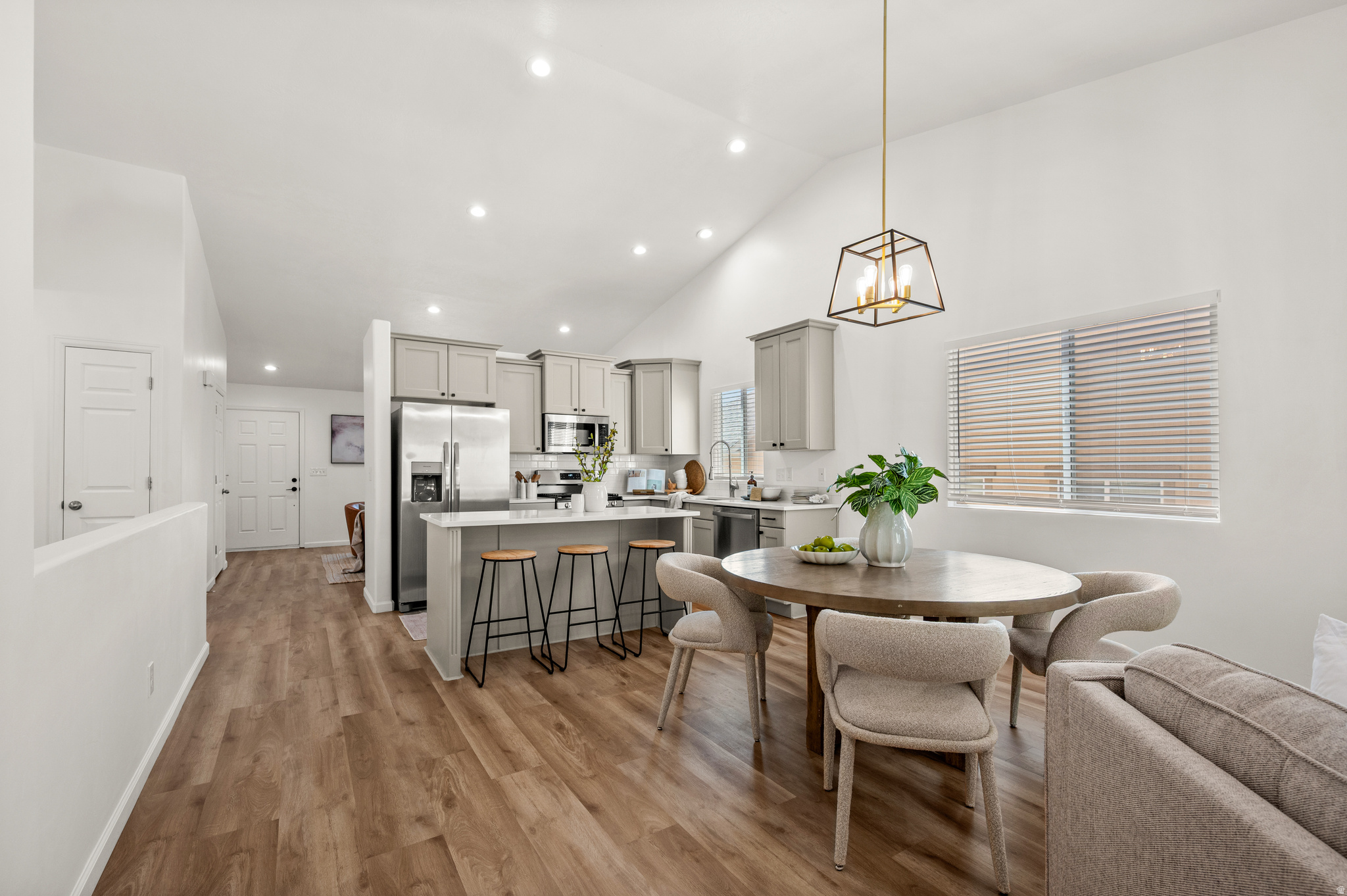 EAGLE CREST NO 1 AT - Residential