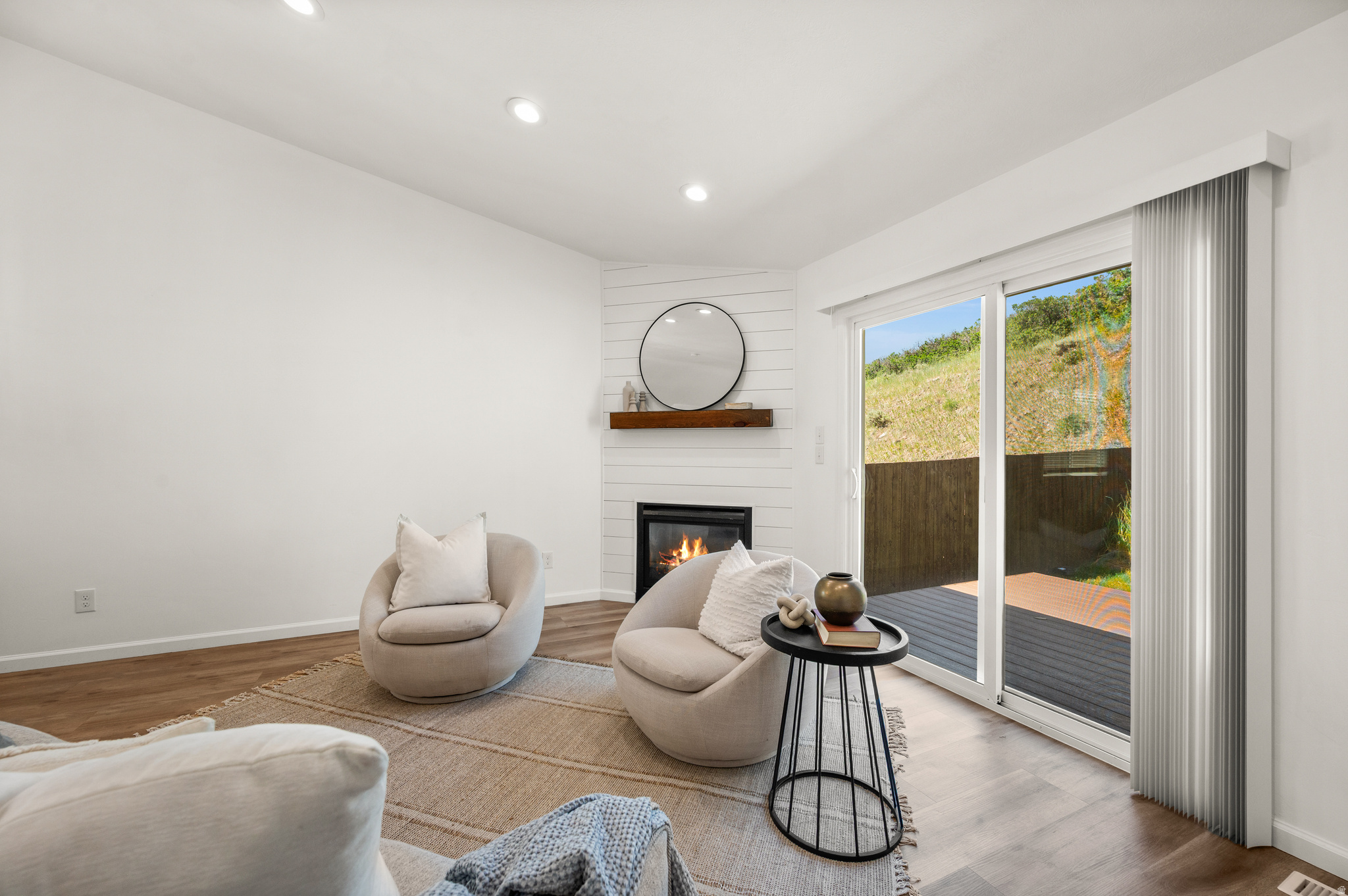EAGLE CREST NO 1 AT - Residential