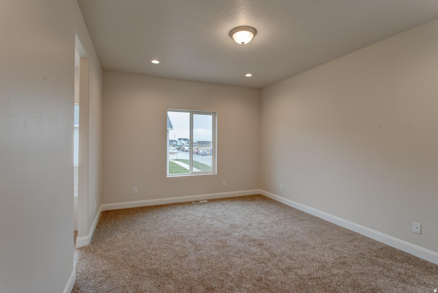 MAPLE MOUNTAIN - Residential