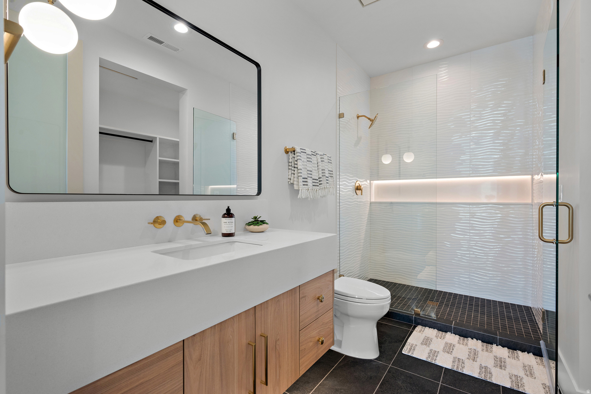 GREENWOOD CREEK - Residential
