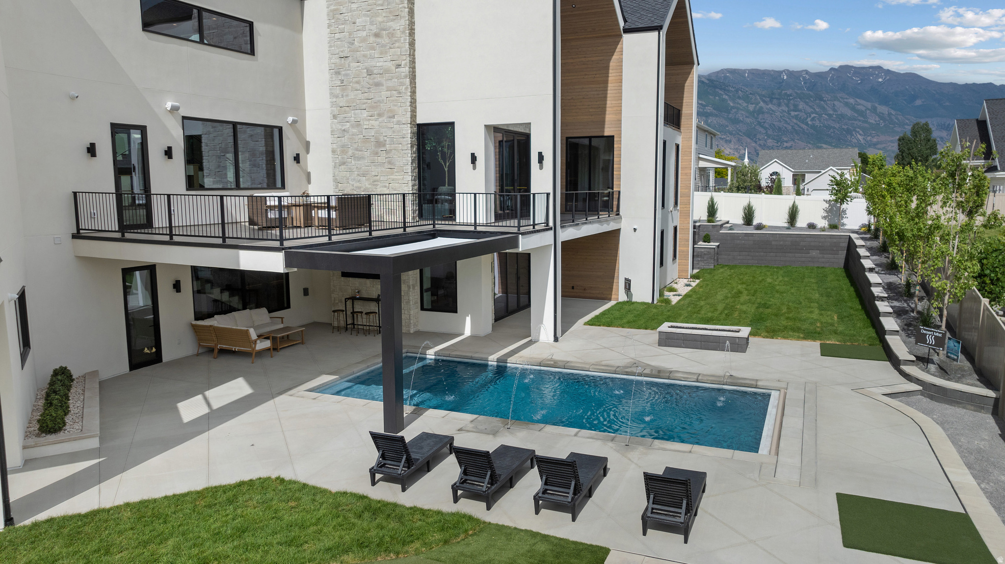 GREENWOOD CREEK - Residential