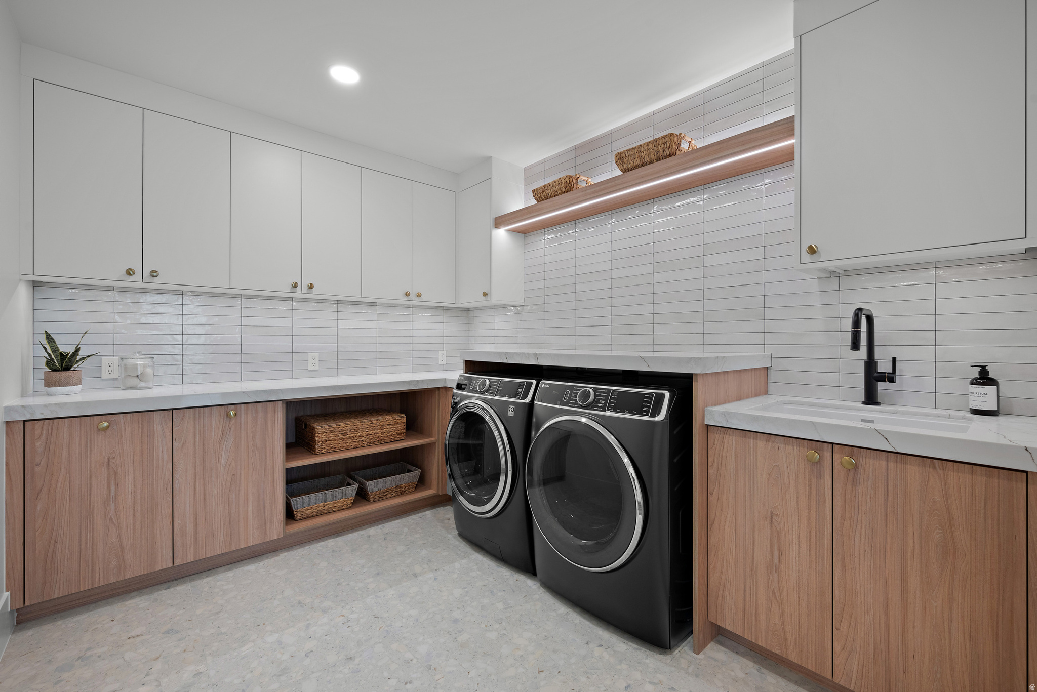 GREENWOOD CREEK - Residential