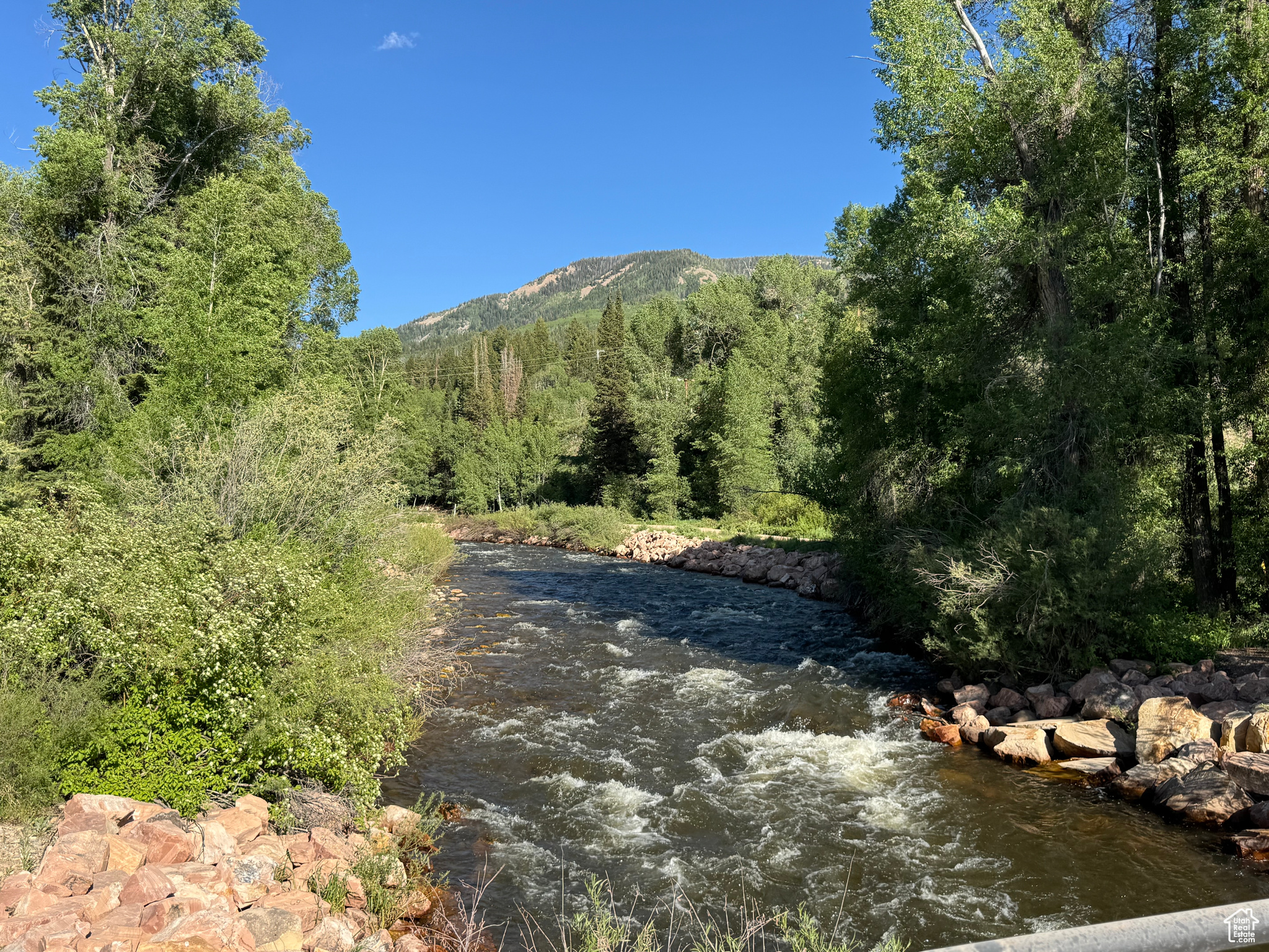 BEAVER SPRINGS - Land
