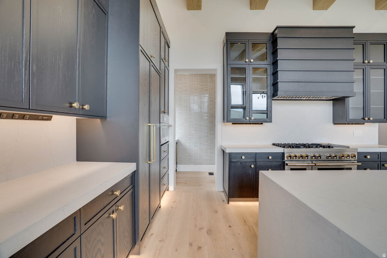 AMANTI LAGO - Residential