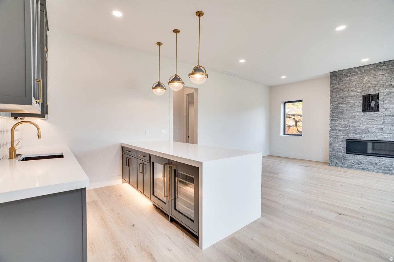 AMANTI LAGO - Residential