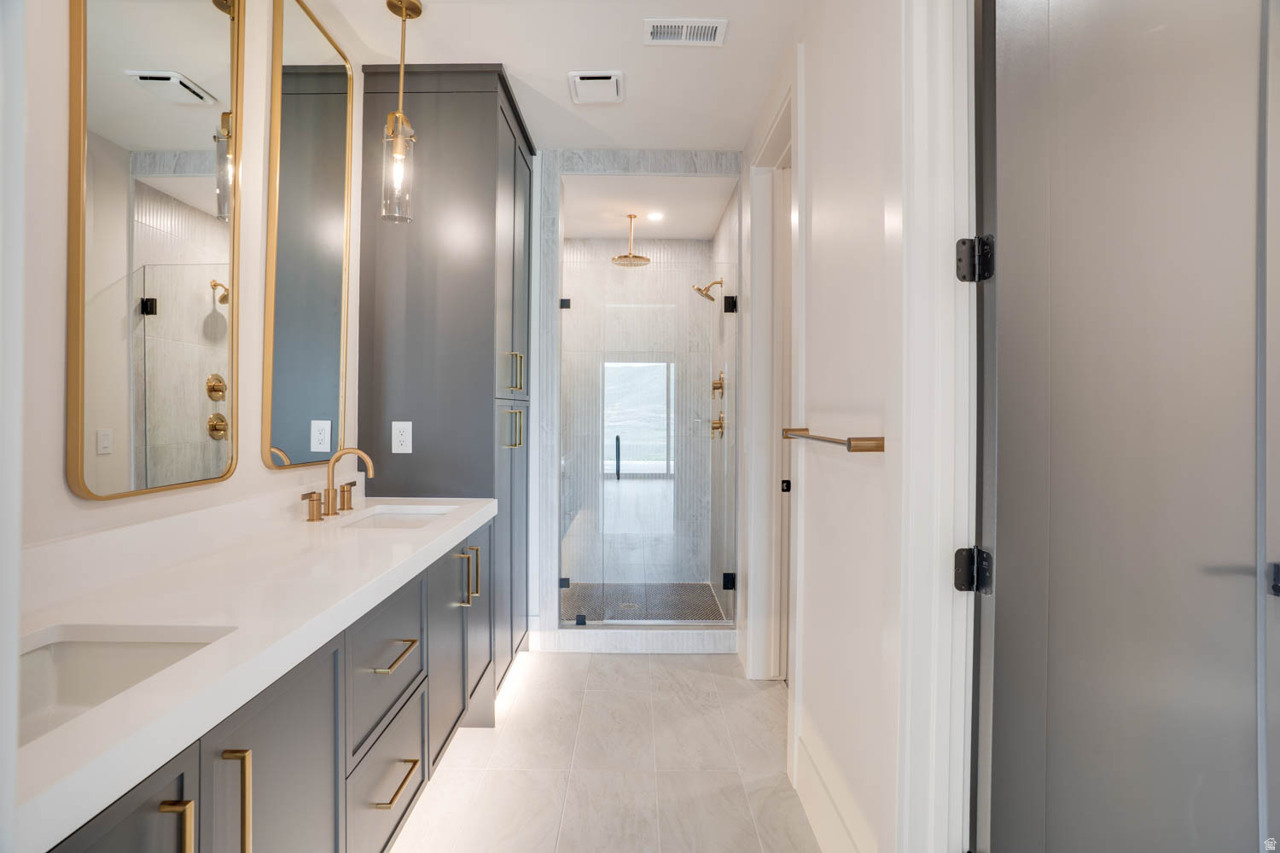 AMANTI LAGO - Residential