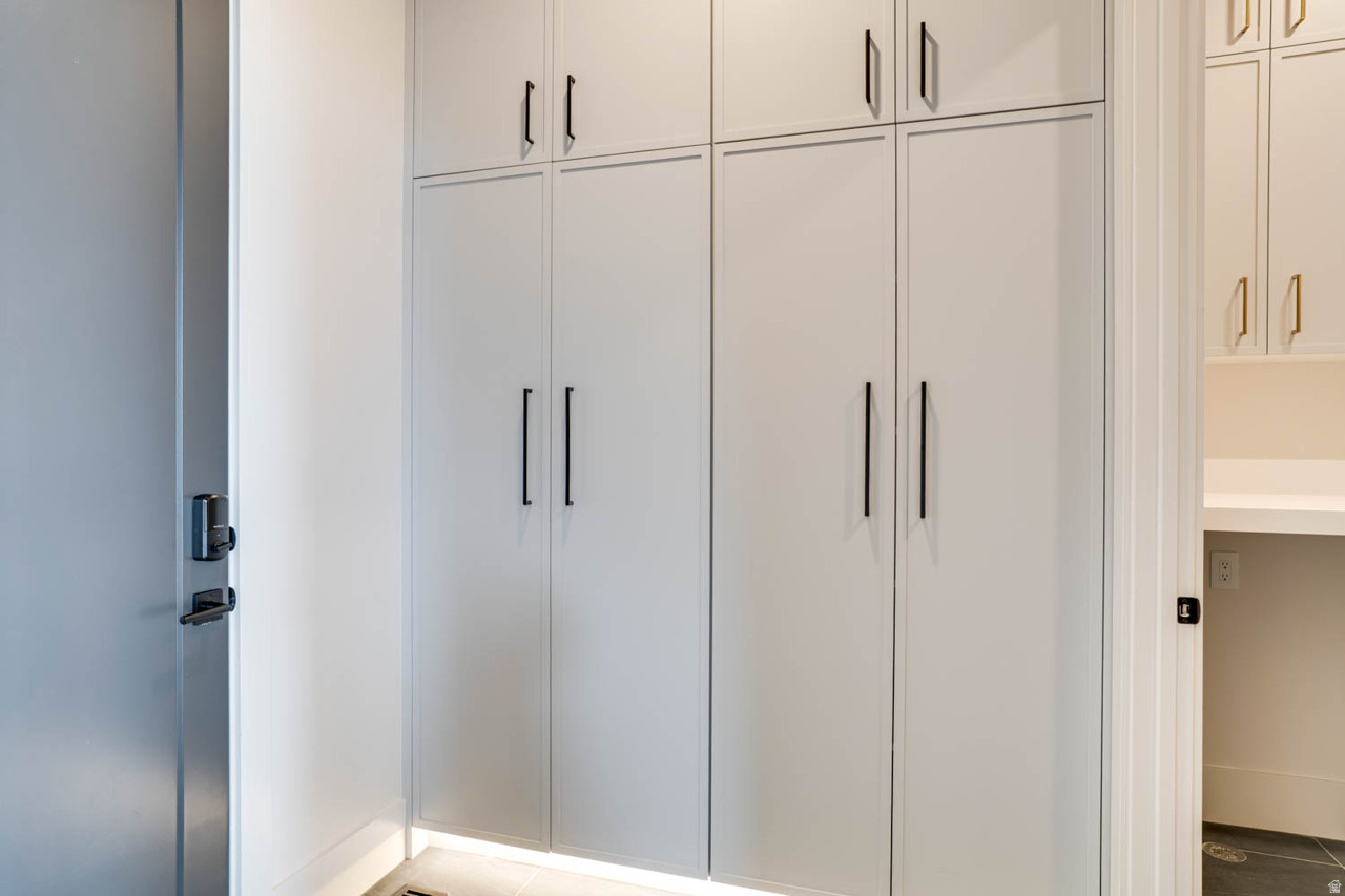 AMANTI LAGO - Residential