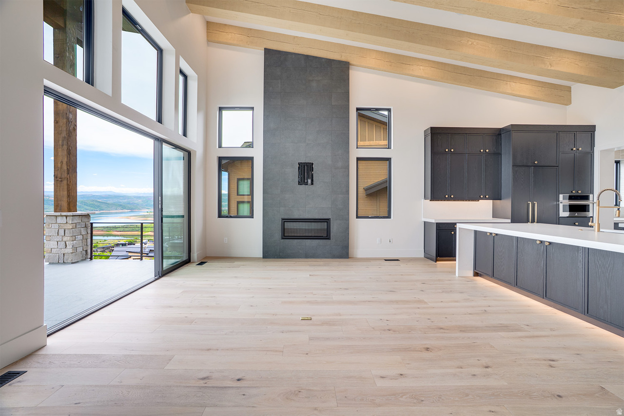 AMANTI LAGO - Residential