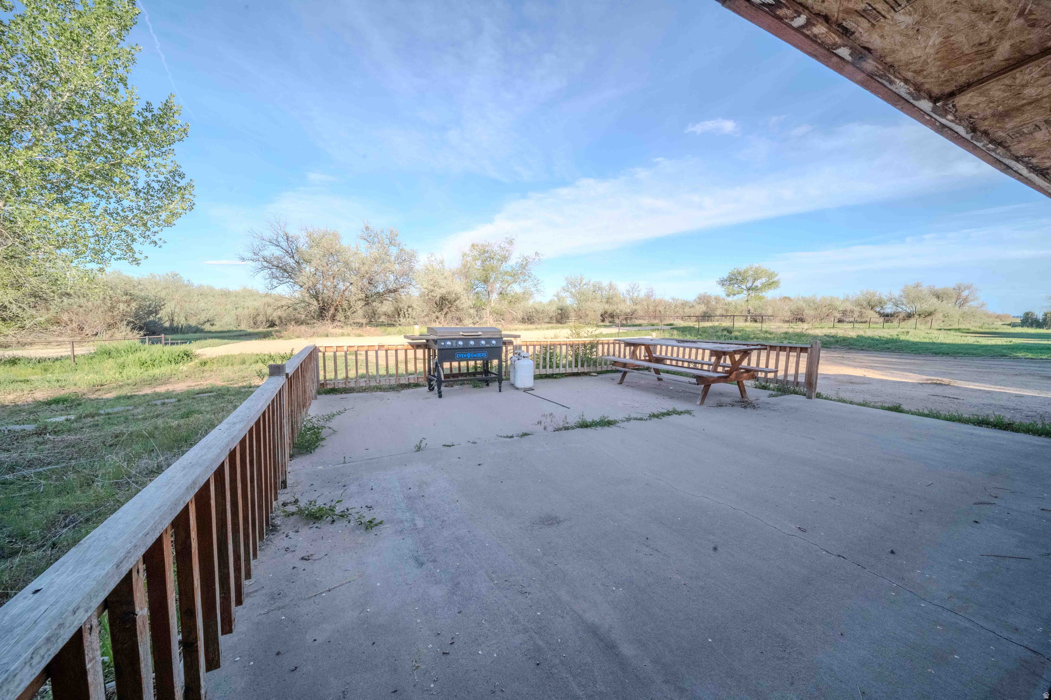 A SUNRISE ESTATES - Residential