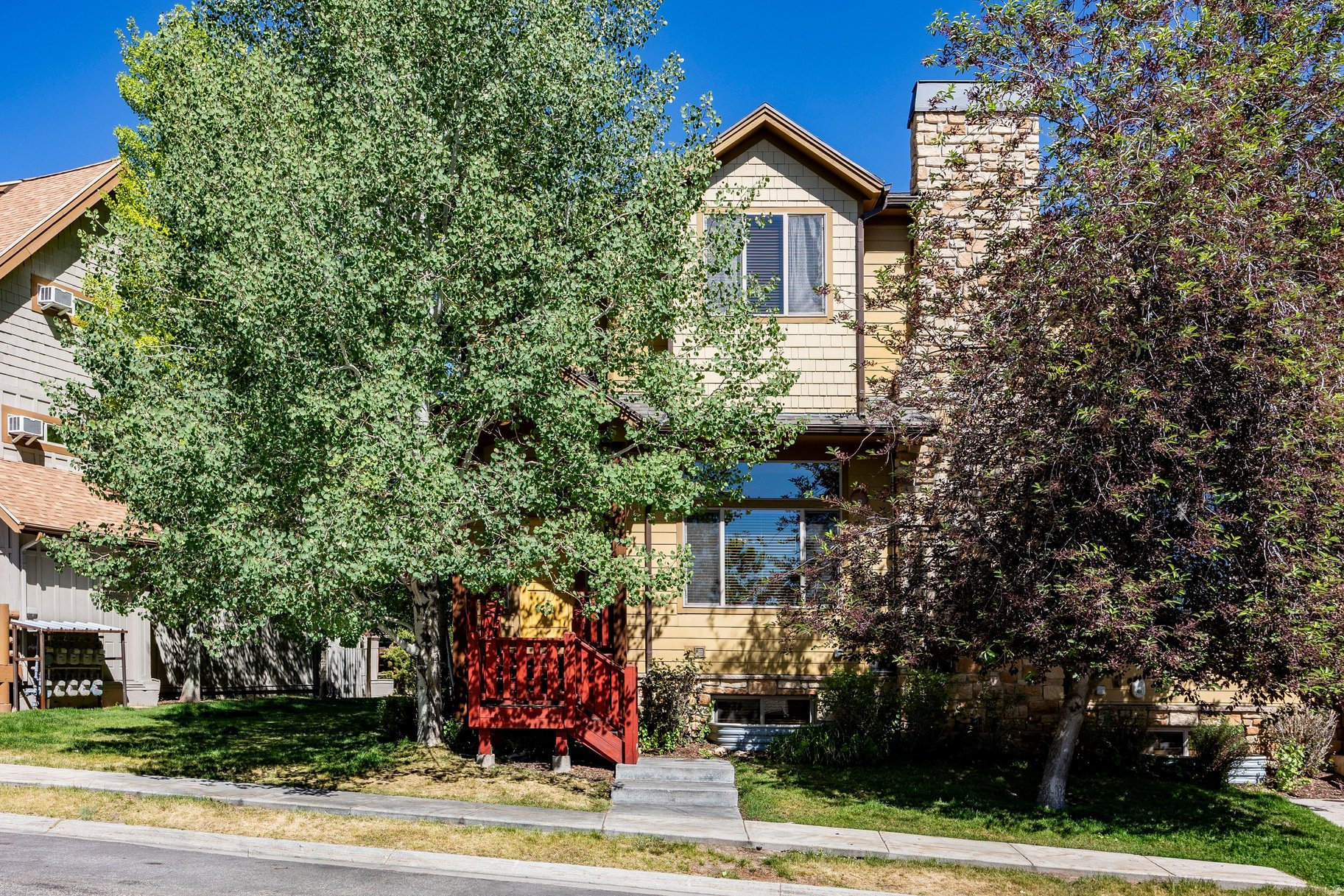 BEAR HOLLOW VILLAGE - Residential