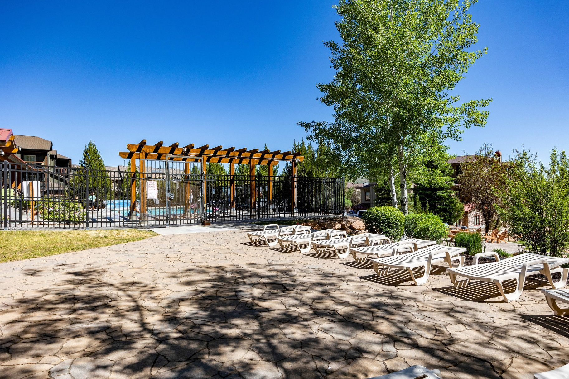 BEAR HOLLOW VILLAGE - Residential