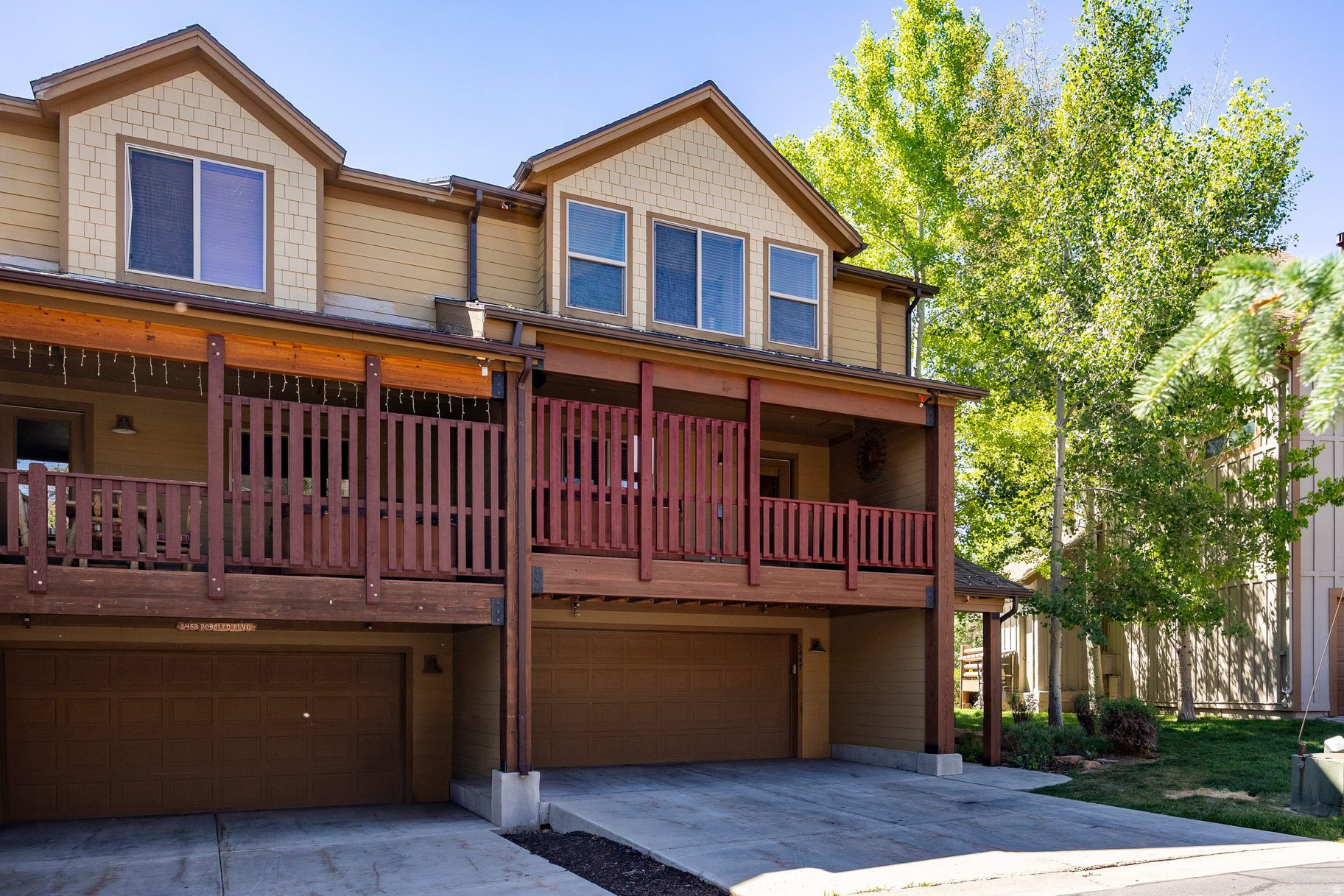 BEAR HOLLOW VILLAGE - Residential