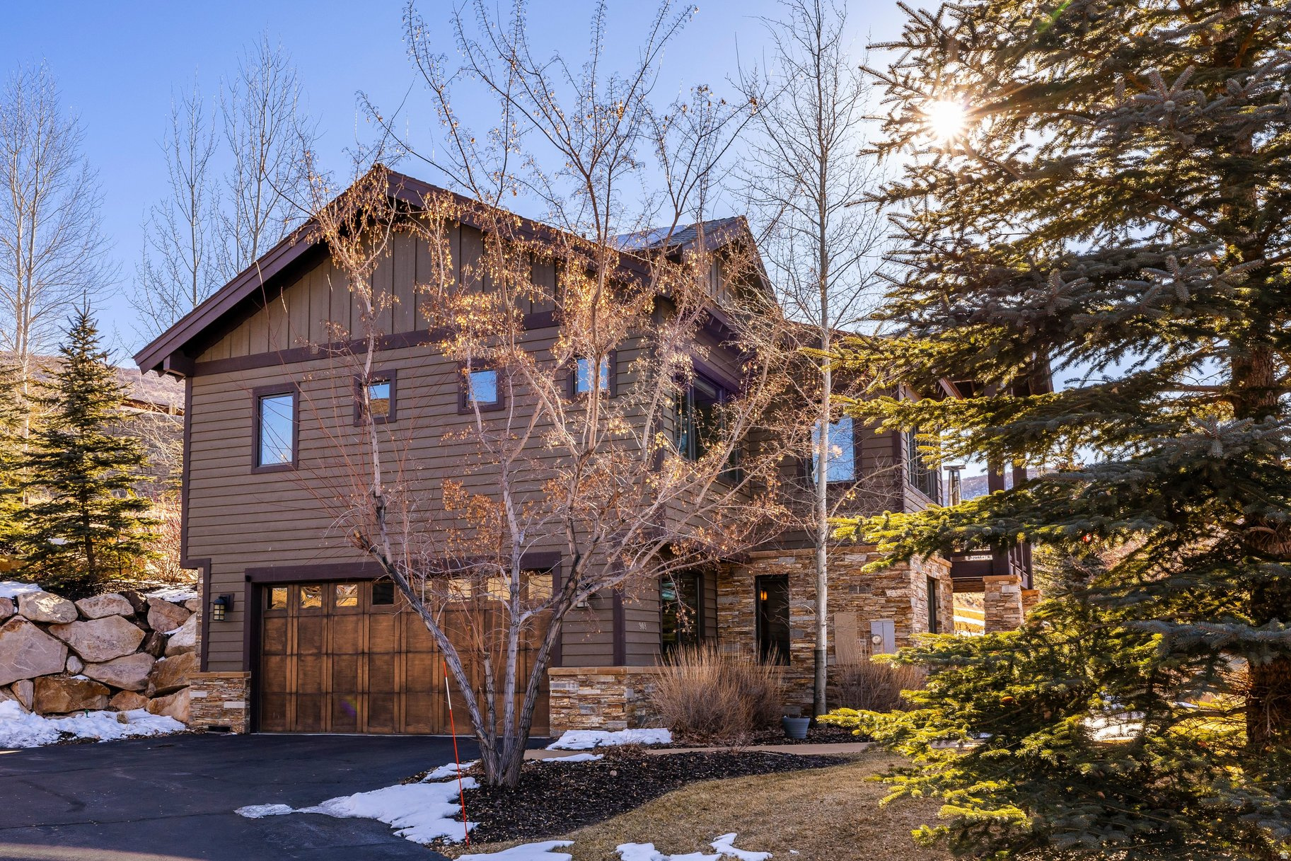 HIGH STAR RANCH - Residential