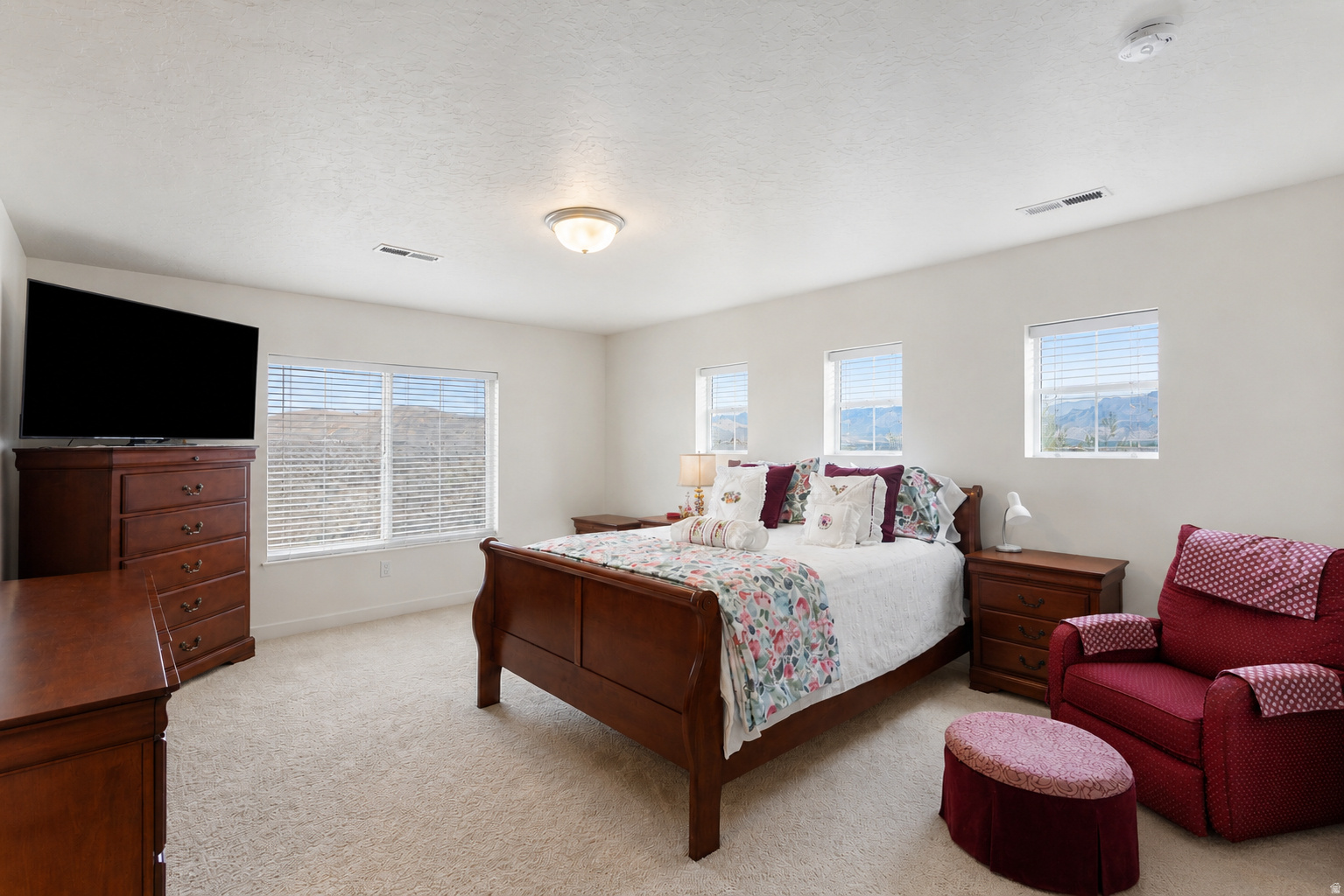 SCENIC MOUNTAIN - Residential