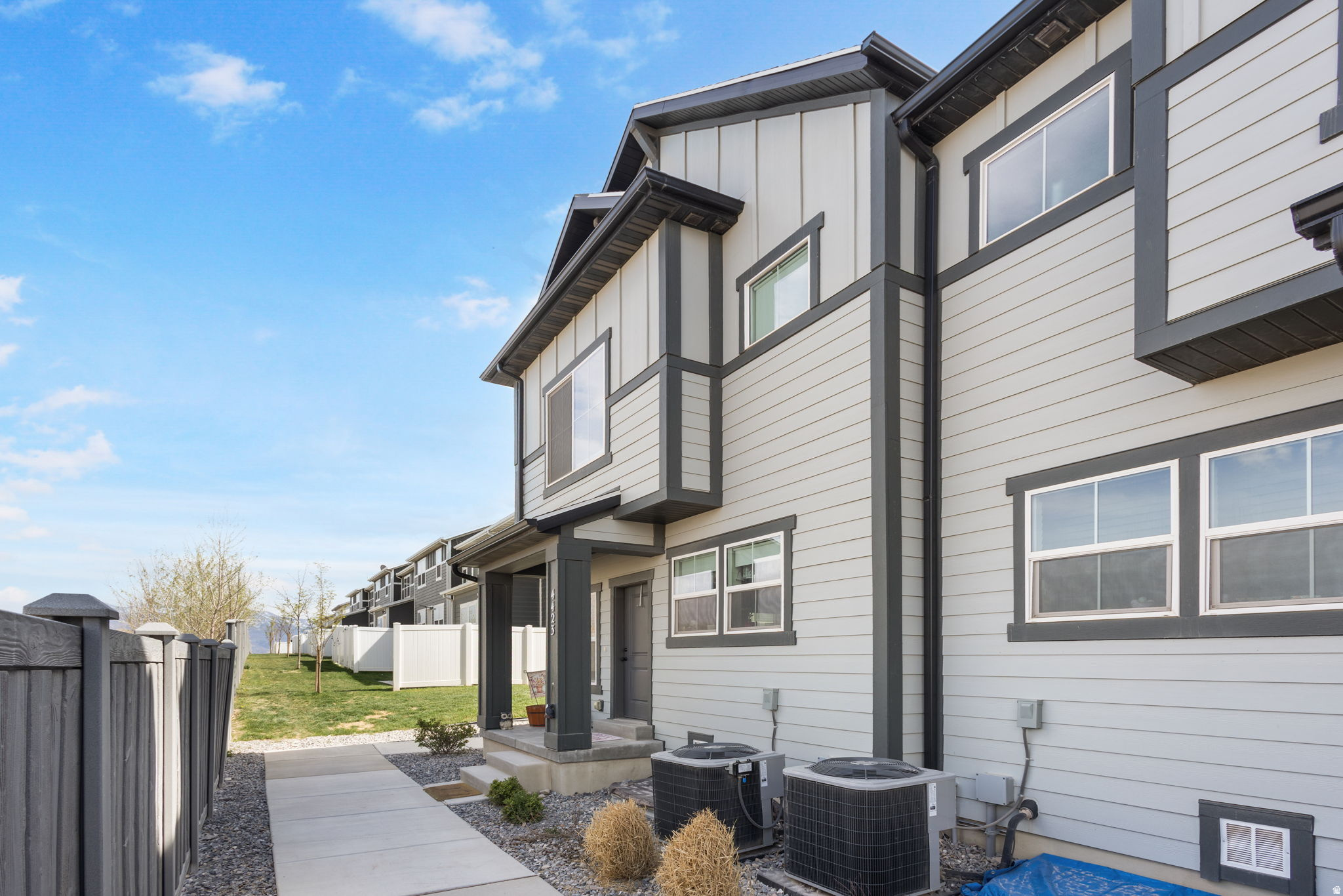 SCENIC MOUNTAIN - Residential