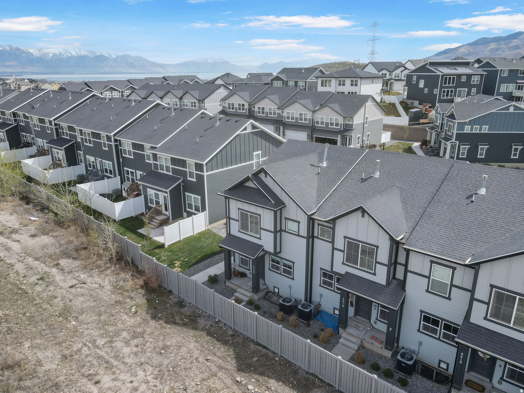 SCENIC MOUNTAIN - Residential