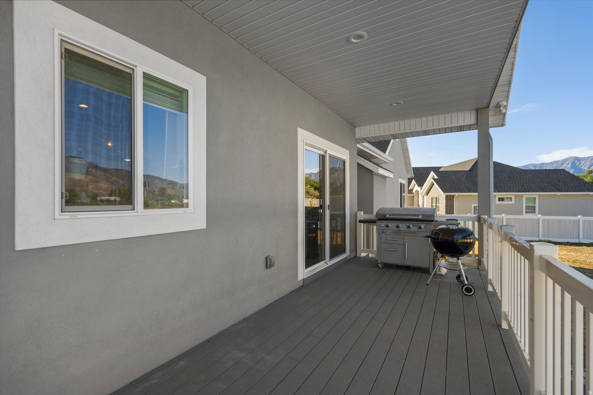 MORRIS MEADOWS - Residential