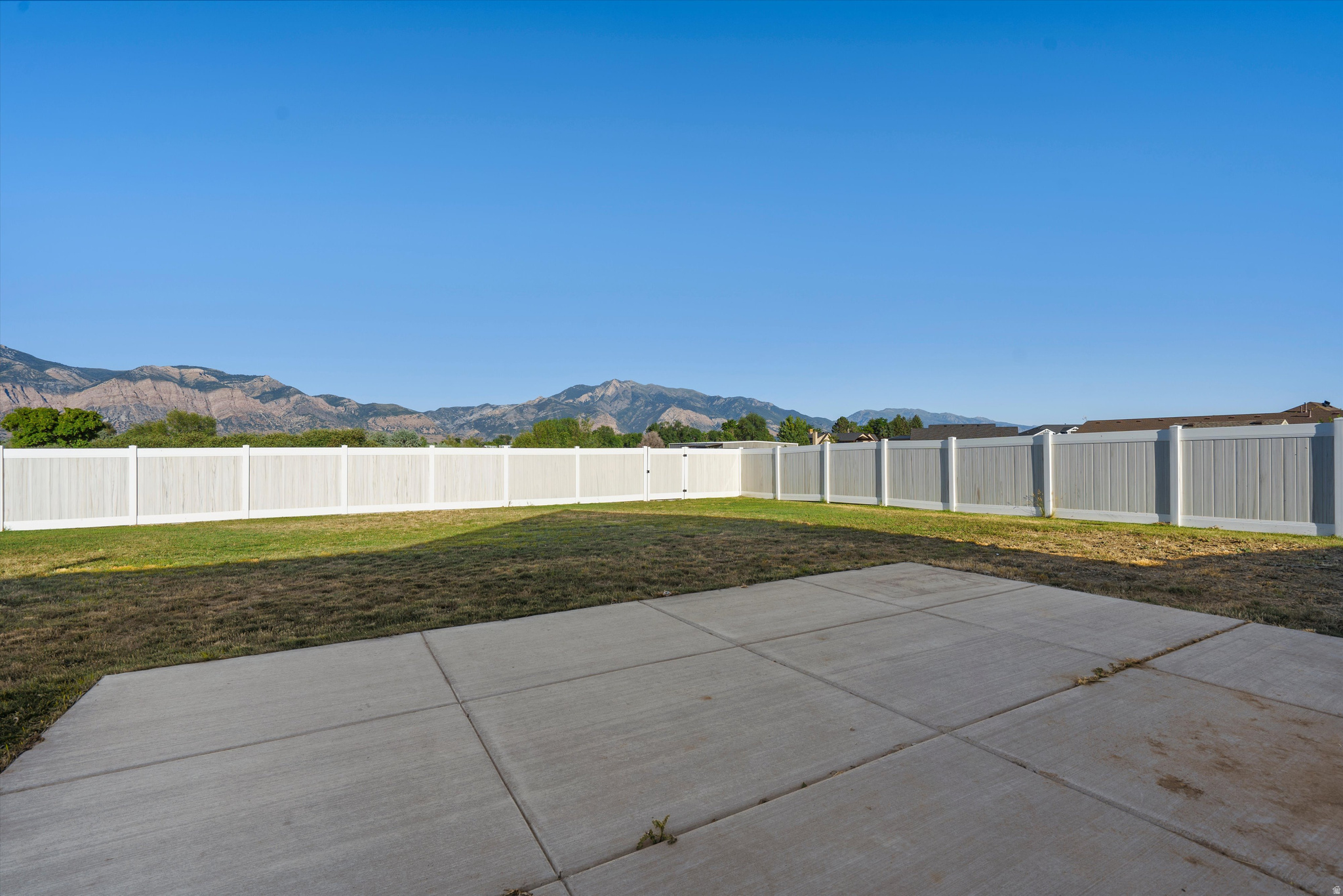 MORRIS MEADOWS - Residential
