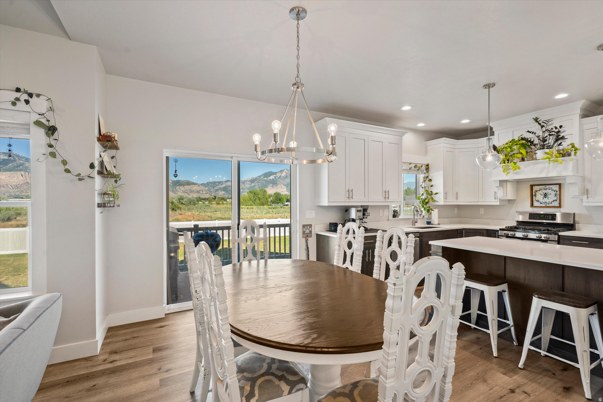 MORRIS MEADOWS - Residential