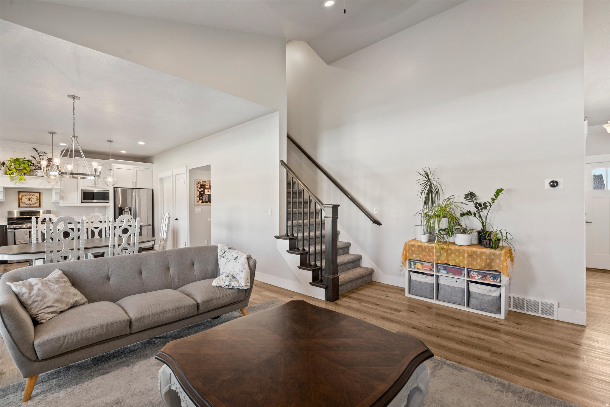 MORRIS MEADOWS - Residential