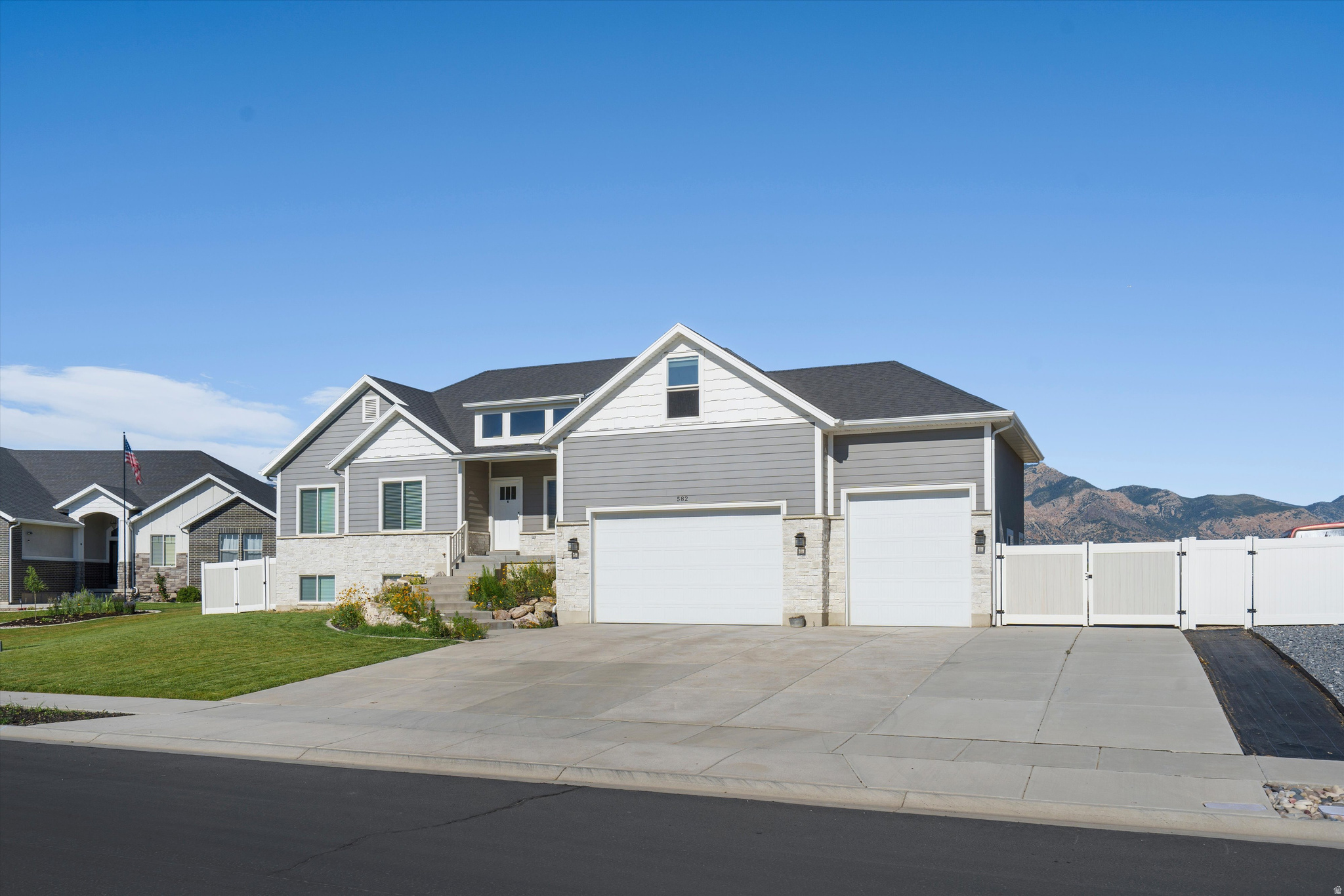 MORRIS MEADOWS - Residential