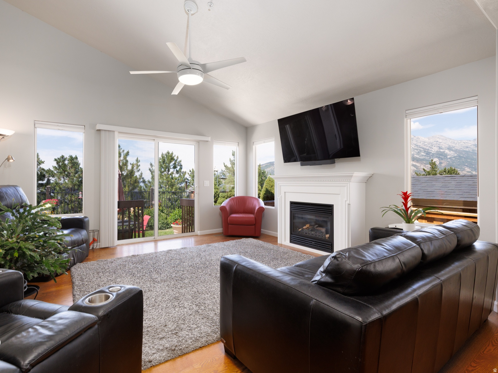 SUNCREST - Residential