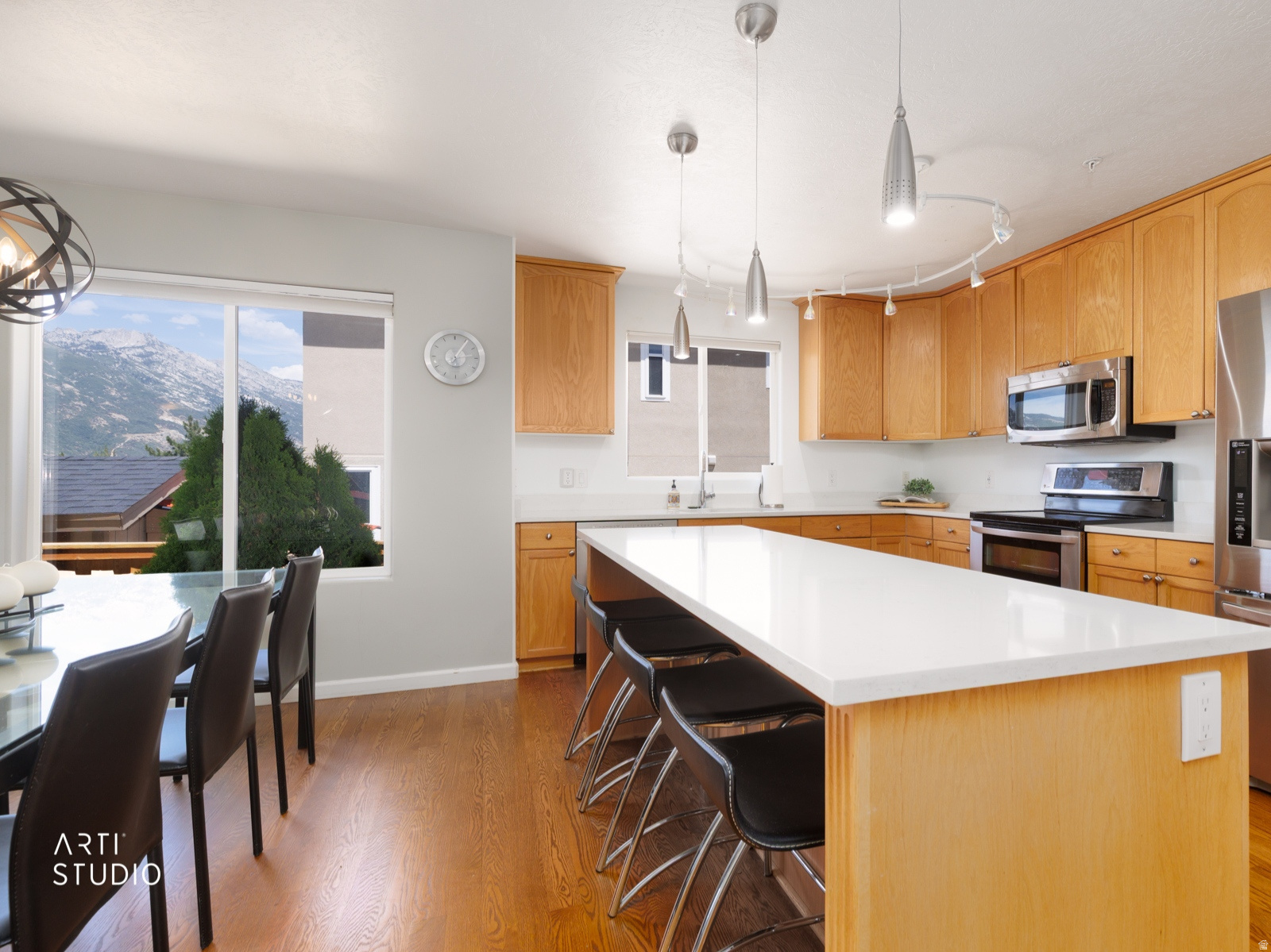 SUNCREST - Residential