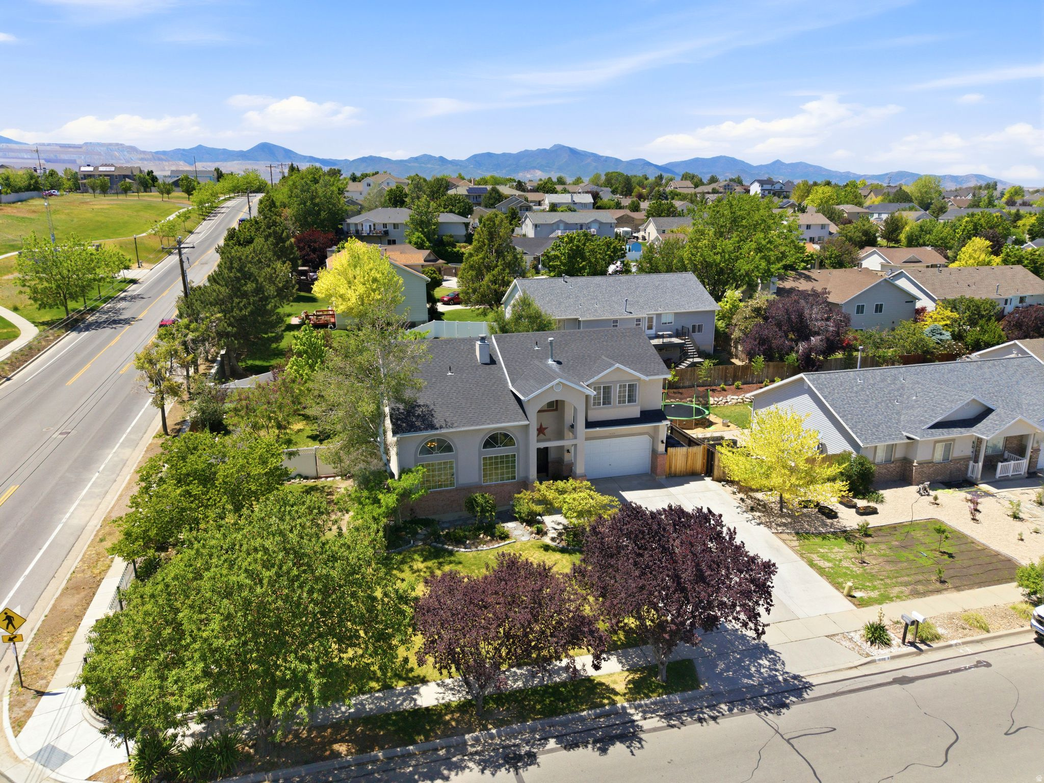 ASCOT DOWNS - Residential